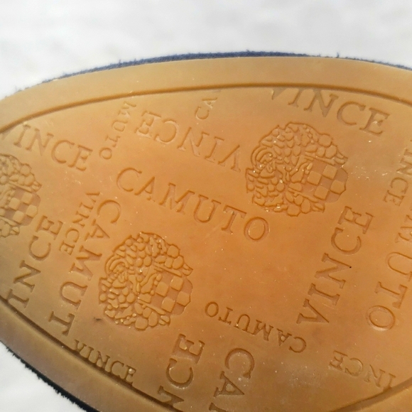 Vince Camuto Upper Navy Blue Velvet Women's Booties 💙 Size 7m - Picture 11 of 14